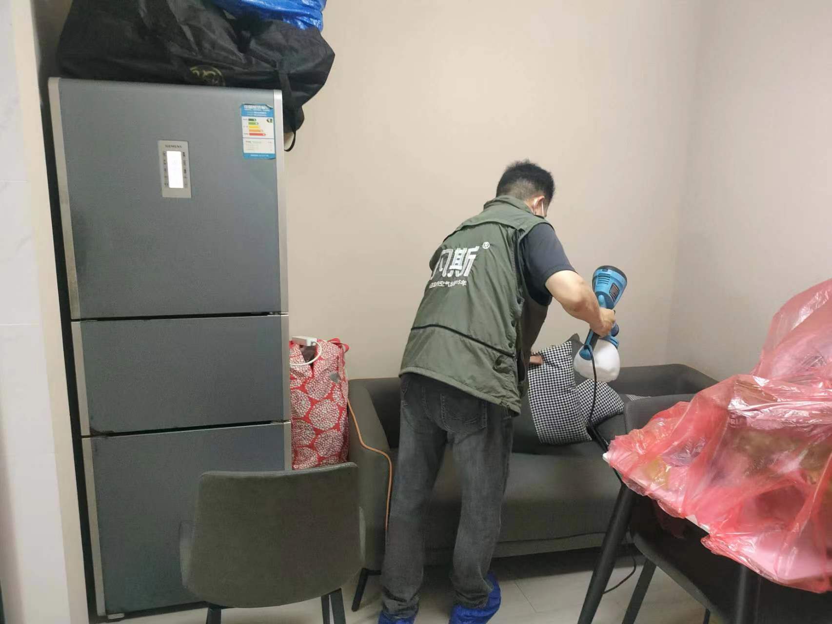 寵物狗身上異味很重，有沒(méi)有好的方法解決